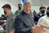 Itamar Ben Gvir, Rabu (20/5), mengunggah video perlakuan tidak manusiawi pasukan Zionis terhadap para aktivis GSF. Foto: Ist.