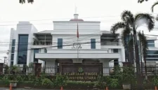Gedung Kejaksaan Tinggi Sumatera Utara (Kejati Sumut) di Medan. Pemko Medan telah mengalokasikan dana sebesar Rp300 juta dari APBD 2026 untuk rehabilitasi ruang kerja Asisten Pengawasan dan Koordinator di lingkungan kantor ini, dengan luas bangunan yang akan diperbaiki mencapai 60 meter persegi. Foto: Ist.