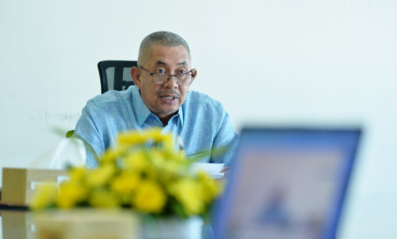 Penjabat Sekretaris Daerah Provinsi Sumatera Utara Sulaiman Harahap membuka Webinar “Smart ASN: Kerja Cerdas dengan AI” yang diselenggarakan BPSDM Sumut secara virtual di Kantor Gubernur Sumut, Medan, Selasa (26/5/2026). Foto: Ist.