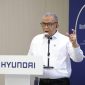 Wakil Menteri Ketenagakerjaan, Afriansyah Noor, saat memberikan keterangan dalam acara Hyundai EV Ecosystem Tour di Cikarang, Bekasi, Selasa (5/5/2026). Ia menekankan pentingnya penyiapan SDM kompeten untuk memenuhi kebutuhan industri hijau dan kendaraan listrik yang tumbuh pesat. Foto: Ist.