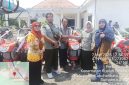 Penyerahan Bantuan Alat Mesin Pertanian TR2 Amberjeck di Labuhanbatu Utara, Kamis (07/05/2026). Penyerahan ini dilakukan langsung oleh Direktur Politeknik Pembangunan Pertanian (Polbangtan) Medan, Dr. Nurliana Harahap, bersama Kepala Dinas Pertanian Kabupaten Labuhanbatu Utara, Drh. Sudarija. Foto: GS