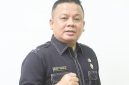 Benny Sinomba Siregar, birokrat senior Pemerintah Kota Medan yang kini menjabat sebagai Kepala Dinas Perpustakaan dan Kearsipan. Sebelumnya, nama Benny sangat dikenal masyarakat karena dedikasinya yang luar biasa selama memimpin Dinas Pendidikan dan Kebudayaan Kota Medan, bahkan dijuluki sebagai 