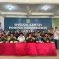 Foto bersama usai Penandatanganan MoU KPAD Labuhanbatu Utara dan Ponpes Arkanuddin, Rabu (7/5/2026). Tampak jajaran KPAD, pimpinan pesantren, serta para asatidz berfoto bersama, menandai dimulainya sinergi perlindungan anak demi lingkungan pesantren yang aman dan ramah anak. Foto: GS