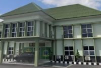 Markas Komando Distrik Militer (Kodim) 0209/Labuhanbatu. Komandan Kodim Letkol Kav. Hanung Kaptiaji membantah keras dugaan adanya potongan anggaran dalam pembangunan gedung Koperasi Desa Kelurahan Merah Putih di wilayah Labuhanbatu Raya, serta menegaskan pelaksanaan program berjalan sesuai aturan dan transparan, Jumat (22/5/2026).