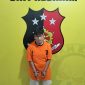 Tersangka berinisial NM alias Nurintan Marpaung (33) diamankan petugas Unit Reskrim Polsek Kualuh Hulu dalam Operasi Antik Toba 2026, Minggu (24/5/2026). Foto: GS