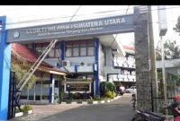 Kantor LLDIKTI Wilayah I Sumatera Utara di Jalan Sempurna, Tanjung Sari Medan, yang menjadi sorotan publik terkait dugaan penggelembungan anggaran sejumlah proyek renovasi dan pengadaan fisik di lingkungan institusi tersebut. Foto: Ist.