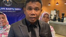 Kuasa hukum Roy Suryo cs, Ahmad Khozinudin. Foto: Ist.