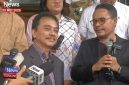 Kuasa hukum Roy Suryo, Abdul Gafur Sangadji (kanan), memberikan keterangan pers di Polda Metro Jaya, Rabu (20/5/2026). Ia mengonfirmasi bahwa pihaknya telah resmi melaporkan Rismon Sianipar, istri, serta timnya atas dugaan pemalsuan dokumen berupa nomor ISBN pada buku Gibran End Game cetakan pertama, dengan melampirkan Pasal 391 KUHP sebagai dasar hukum laporan. Foto: Ist.