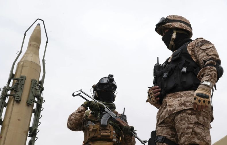 Korps Garda Revolusi Islam Iran (IRGC) menyerang pangkalan militer AS di Timur Tengah, Kamis (28/5), sebagai pembalasan. Foto: Ist.