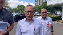 Menteri Koordinator Bidang Pangan, Zulkifli Hasan (Zulhas). Pemerintah melalui beliau mengimbau masyarakat waspada penipuan yang mengatasnamakan rekrutmen Koperasi Desa Merah Putih dan menegaskan proses penerimaan tidak dipungut biaya serta tidak ada sistem titip-menitip. Foto: Ist.