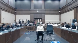 Mantan Mendikbudristek Nadiem Makarim menjalani sidang replik dalam perkara dugaan korupsi pengadaan laptop Chromebook. Foto: Ist.