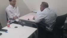 Pelimpahan Richard Lee dari Polda Metro Jaya ke Kejaksaan Tinggi Banten. Foto: Ist.