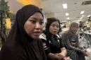 Monica, salah seorang calon jemaah Hanania Travel yang gagal berangkat umrah karena diduga pemilik travel bawa kabur uang jemaah. Foto: Ist.