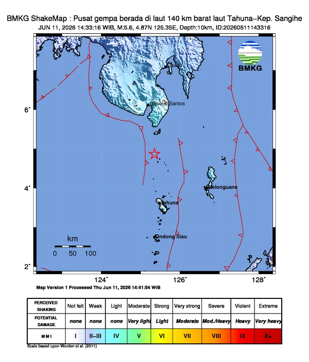 Peta sebaran guncangan gempa (ShakeMap) dari BMKG menunjukkan lokasi episenter gempa berkekuatan Magnitudo 5,6 yang terjadi pada Kamis (11/6/2026) pukul 14.33 WIB, berada di koordinat 4,87 LU dan 125,35 BT, tepatnya di laut sejauh 140 km arah barat laut Tahuna, Kabupaten Kepulauan Sangihe, Sulawesi Utara, dengan kedalaman hanya 10 km. Foto: BMKG