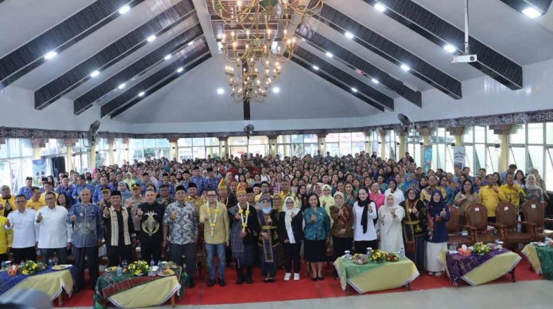 ​Menteri Wihaji Perkuat Sinergi Penurunan Stunting Bersama 800 Kader di Dairi. (Foto:Ist) 