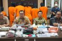 Konferensi pers pengungkapan kasus narkotika yang digelar Badan Narkotika Nasional (BNN) Provinsi Sumatera Utara, Selasa (9/6/2026). Foto: Ist.