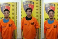 Foto : 3 tersangka pelaku pembunuhan Jaka Malau dI Taman Bunga