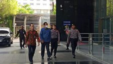 Bupati Muara Enim, Edison tiba di Gedung Merah Putih KPK, Jakarta Selatan, Selasa (9/6/2026) usai terjaring OTT. Foto: Ist.