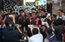 Mantan Wakil Kepala BGN, Sony Sonjaya mengenakan rompi tahanan Kejagung. Foto: Ist.