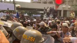 Eksekusi Hotel Sultan di kawasan GBK, Jakarta, berlangsung ricuh, Kamis (18/6/2026). Foto: Ist.
