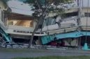 Gedung St. Marcellin Champagnat Hall di Universitas Notre Dame of Dadiangas, Kota General Santos, Filipina, mengalami kerusakan parah dan sebagian struktur bangunan ambles serta runtuh akibat guncangan gempa berkekuatan magnitudo 7,0 yang melanda wilayah Mindanao pada Senin (8/6/2026). Foto: Ist.