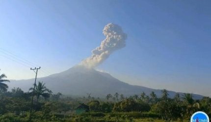 Gunung Lewotobi Laki-laki