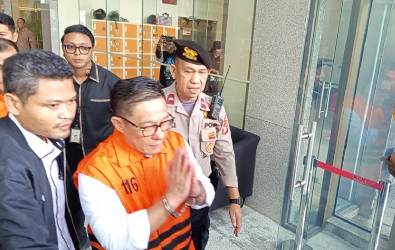KPK menahan Eks Plt Dirjen Imigrasi Saffar Muhammad Godam terkait OTT Kantor Imigrasi Jakarta Barat, Kamis (4/6/2026). Foto: Ist.