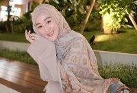 Selebgram Larissa Chou yang mengajukan gugatan cerai terhadap Ikram Rosadi ke Pengadilan Agama Ngamprah, Bandung. Dalam gugatannya, ia meminta hak asuh anak, nafkah anak Rp3 juta per bulan, serta nafkah mut’ah sebesar Rp30 juta, sekaligus membantah tudingan perselingkuhan yang beredar di media sosial. Foto: Ist.
