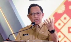 Mendagri Tito Karnavian Minta Kepala Daerah Setop Rekrut Honorer Baru karena Jadi Beban