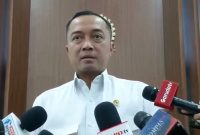 Menteri Sekretaris Negara Prasetyo Hadi memberikan keterangan pers di Gedung Nusantara III, Kompleks Parlemen, Senayan, Jakarta, Senin (8/6/2026). Foto: Ist.