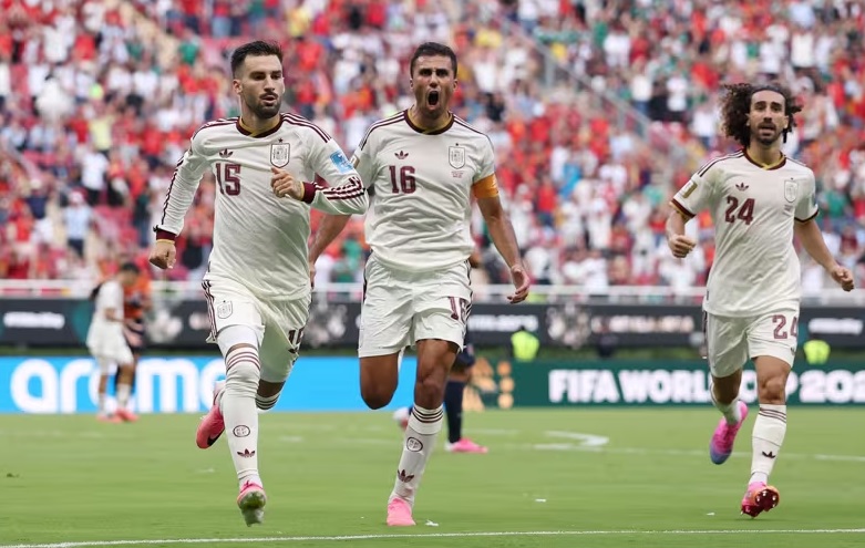 Spanyol memastikan juara Grup H Piala Dunia 2026 usai menang 1-0 atas Uruguay, sementara Cape Verde lolos ke babak 32 besar. Foto: Ist.