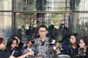 Juru Bicara KPK Budi Prasetyo memberikan keterangan pers di Gedung Merah Putih KPK, Kamis (30/7/2026), mengungkap penetapan tersangka oknum pegawai KPK bersama Bupati Pemalang dalam dua klaster dugaan pemerasan dan korupsi. Foto: Ist.