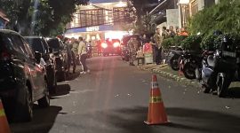 Di rumah Jampidsus Febrie Adriansyah terlihat aparat TNI di tengah upaya penggeledahan di restoran yang diisukan milik Febrie di Cilandak Jaksel, Rabu (8/7/2026). Foto: Ist.