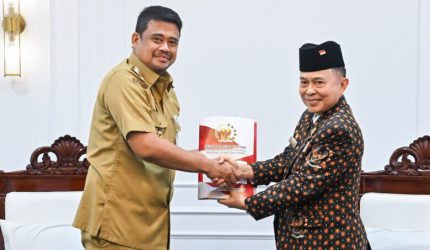 Gubernur Bobby Nasution