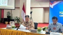 Anggota Komisi Yudisial Bidang Pengawasan Hakim dan Investigasi Abhan Misbah saat memberikan keterangan pers di Gedung KY, Jakarta, Kamis (30/7/2026), mengonfirmasi adanya dugaan pelanggaran kode etik hakim dalam perkara Andrie Yunus dan Nadiem Makarim. Foto: Ist.