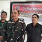 Dandim 0209/LB Hanung Kaptiaji didampingi Dan Unit Intel dan Danramil Aek Kanopan. Foto: GS