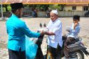 Program sosial Jumat Berkah yang digagas DPD Partai Amanat Nasional (PAN) Labuhanbatu Utara. Foto: GS