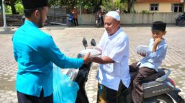 Program sosial Jumat Berkah yang digagas DPD Partai Amanat Nasional (PAN) Labuhanbatu Utara. Foto: GS