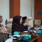 Ketua DPRD Sumut, Erni Ariyanti Sitorus(tengah). Foto: IAS.