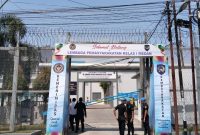 Foto: Pintu gerbang Lembaga Pemasyarakatan (Lapas) Kelas I Medan. Sorotan publik terkait isu peredaran narkotika memicu desakan evaluasi pengawasan dan pengamanan di lingkungan lapas tersebut.
