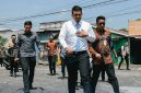 Foto: Gubernur Sumatera Utara Bobby Nasution didampingi Kepala Dinas Bina Marga dan Bina Konstruksi (BMBKCK) Sumut, Chandra Dalimunthe meninjau langsung kondisi kerusakan Jalan Helvetia Pasar 7, Kabupaten Deli Serdang, Kamis (30/7/2026), untuk memastikan perbaikan jalan dan drainase segera dimulai Agustus 2026. 