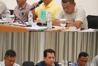 Koordinator Banggar DPRD Deliserdang Hamdani Syahputra dan Anggota Banggar(atas) dan Kadis Cikataru Deliserdang Rachmadsyah dan lainnya(bawah). Foto: Ist.