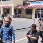 Wali Kota Tanjungbalai, Mahyaruddin Salim saat mendatangi Mapolres Tanjungbalai terkait kasus pencabulan anak yang melibatkan oknum bu guru ASN dan suami. Foto: Ist.