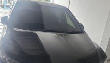 Satu unit mobil Toyota Harrier warna hitam milik tersangka Haradongan Simanjuntak yang disita penyidik Dittipidnarkoba Bareskrim Polri saat penangkapan bandar besar narkoba di Rokan Hilir, Riau (Foto: Dok. Polisi).