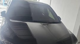 Satu unit mobil Toyota Harrier warna hitam milik tersangka Haradongan Simanjuntak yang disita penyidik Dittipidnarkoba Bareskrim Polri saat penangkapan bandar besar narkoba di Rokan Hilir, Riau (Foto: Dok. Polisi).