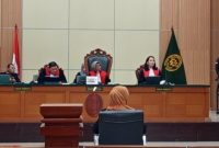 Pembacaan eksepsi Dokter Tifa di PN Jaktim pada Kamis (9/7/2026). Foto: Ist.