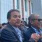 ANGIN SEGAR: Roy Suryo bersiap memberikan keterangan usai persidangan di PN Jakarta Timur, Kamis (23/7/2026). Roy menilai dikabulkannya eksepsi Dokter Tifa terkait polemik ijazah Jokowi memberikan cerminan positif bagi kelanjutan proses hukum perkaranya. Foto: Ist.