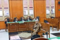 Ahli Hukum Persaingan Usaha sekaligus Guru Besar Fakultas Hukum USU, Prof. Ningrum Natasya Sirait, saat memberikan keterangan di Ruang Sidang Utama Pengadilan Tipikor pada PN Medan, Senin (27/7/2026). Foto: Ist.