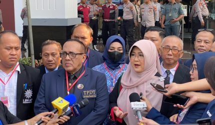 Sidang Perdana