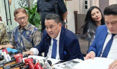 Eks Jampidsus Febrie Adriansyah Rampung Diperiksa, Tetap Tidak Ditahan